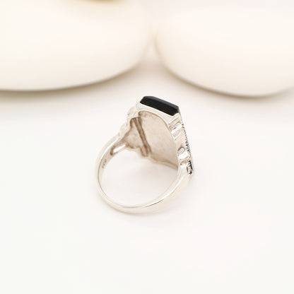 Art deco ring in black onyx, marcasite and sterling silver