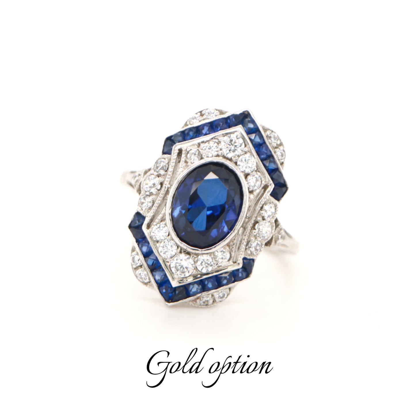 Vintage shield ring in white gold with sapphire and diamonds