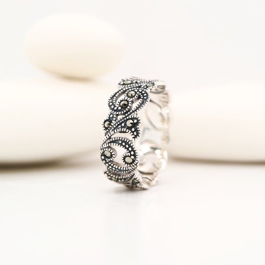 Marcasite filigree ring in sterling silver