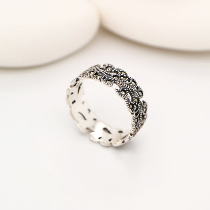Filigree band marcasite ring in sterling silver