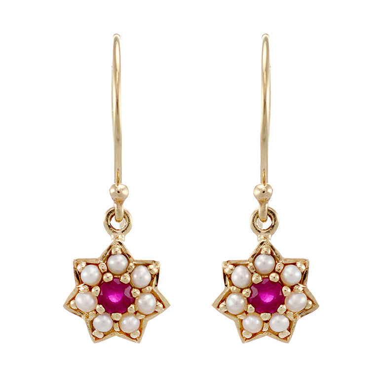 Star earring with Ruby and Pearl in 9k Yellow gold