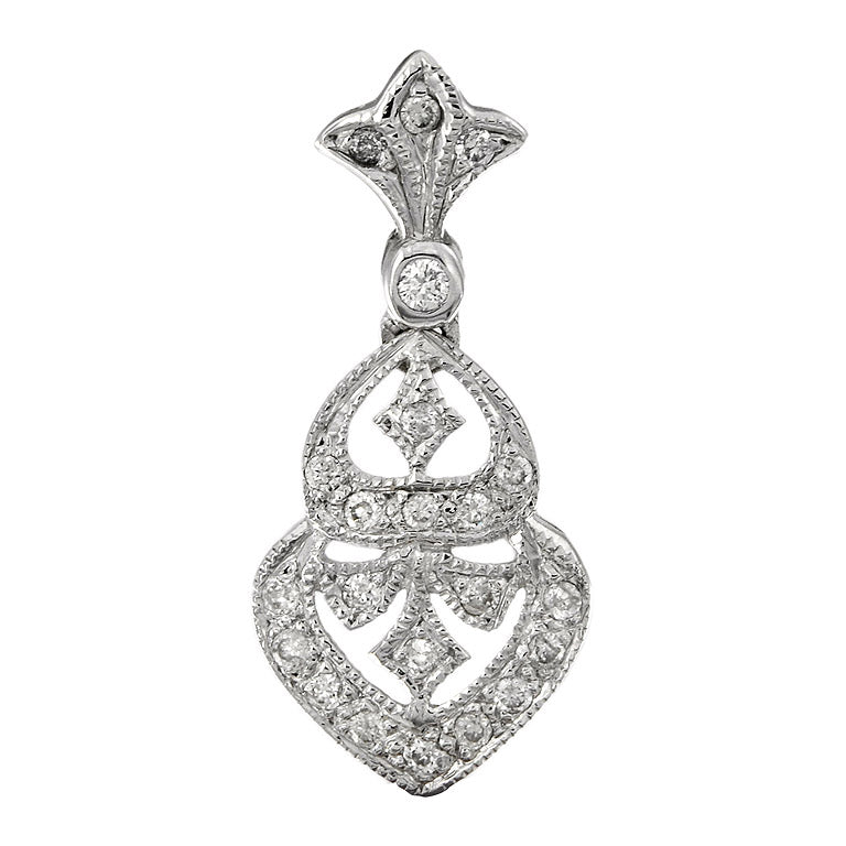 Vintage diamond pendant in 9k white gold